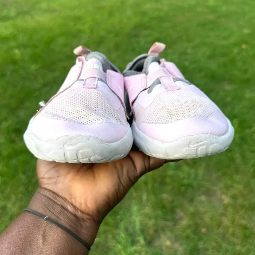 Nike Kids' Flex Runner 2 Sneaker Size 3Y‎ Pink Shoes